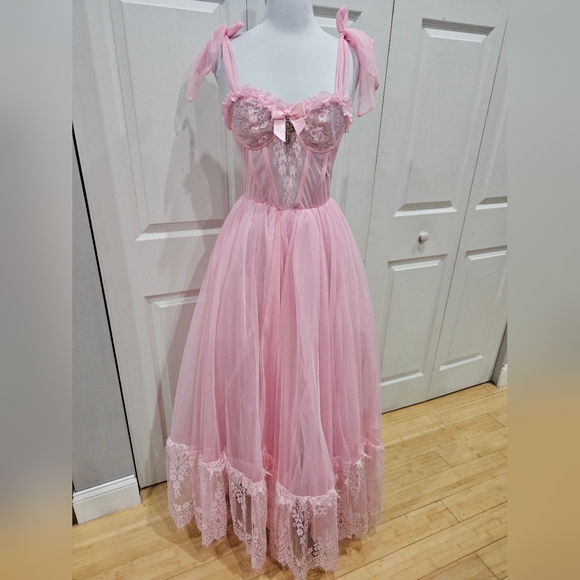~SOLD~Dolls Kill Widow Dance With Death Sleeveless Maxi Pink Tulle Lace Dress XS - Picture 2 of 10